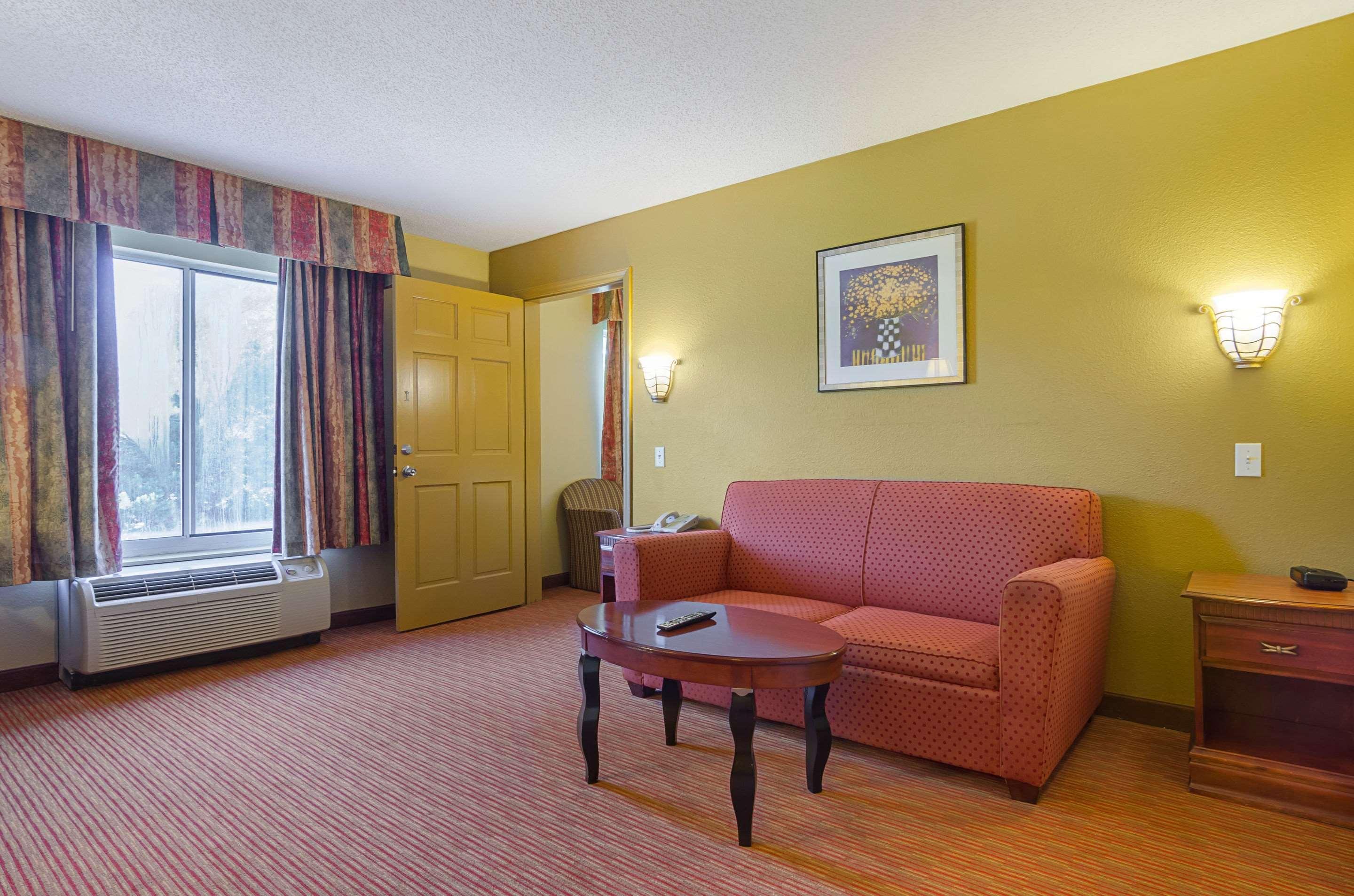 Surestay Plus Hotel By Best Western Durham Medical Center Exteriör bild