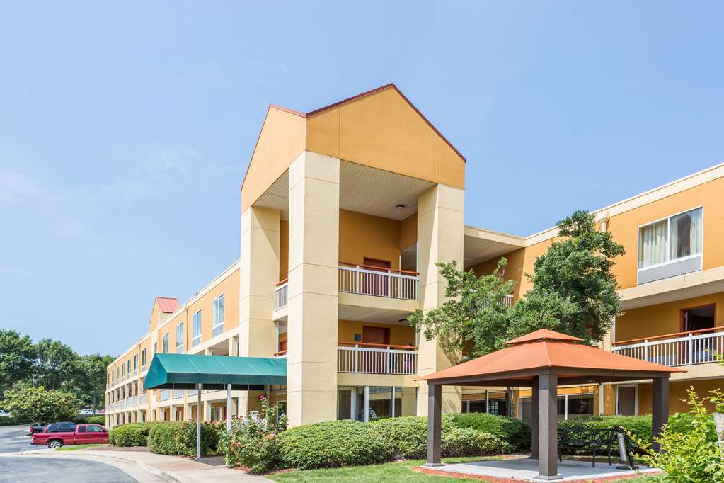 Surestay Plus Hotel By Best Western Durham Medical Center Exteriör bild