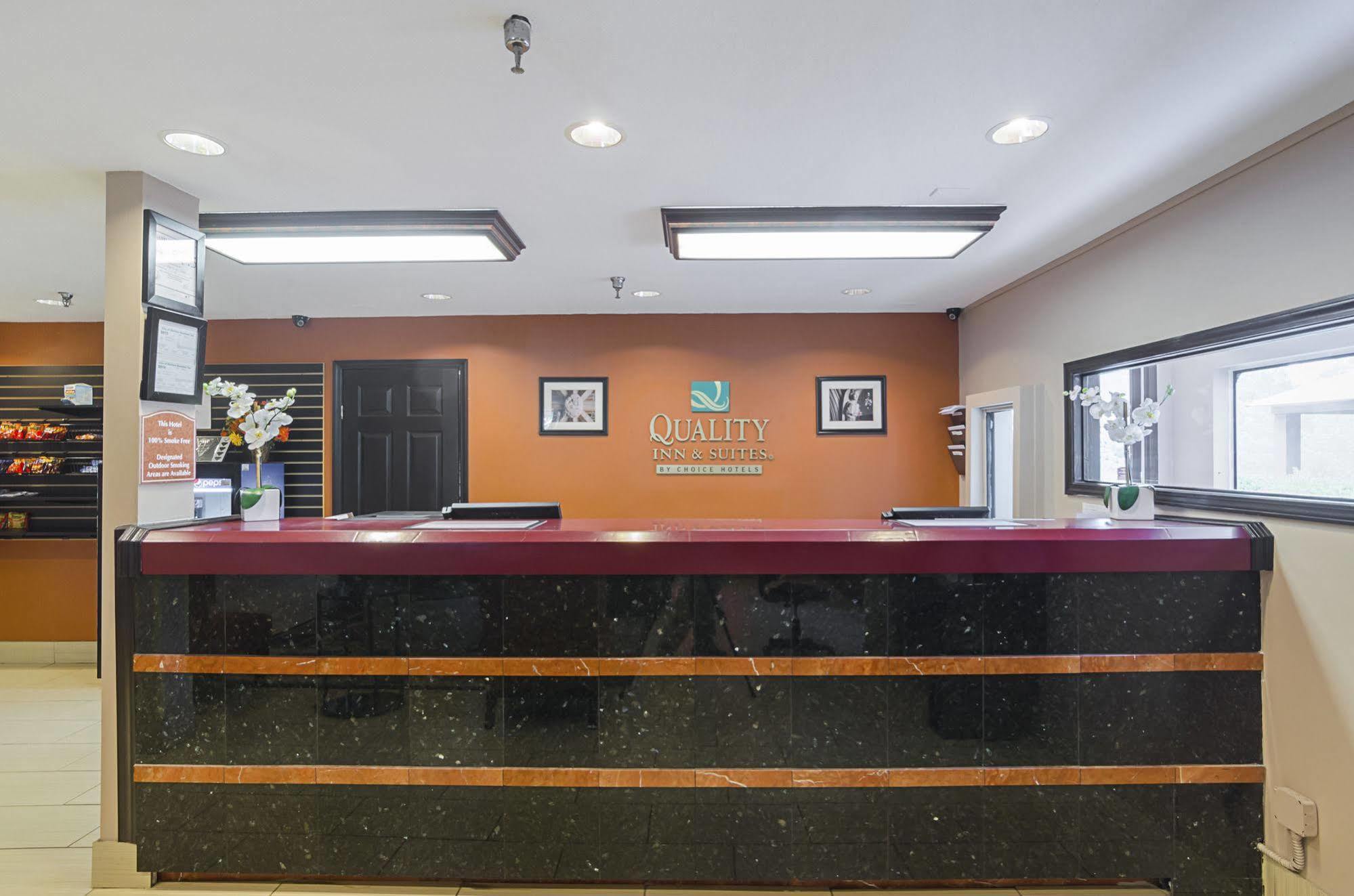 Surestay Plus Hotel By Best Western Durham Medical Center Exteriör bild